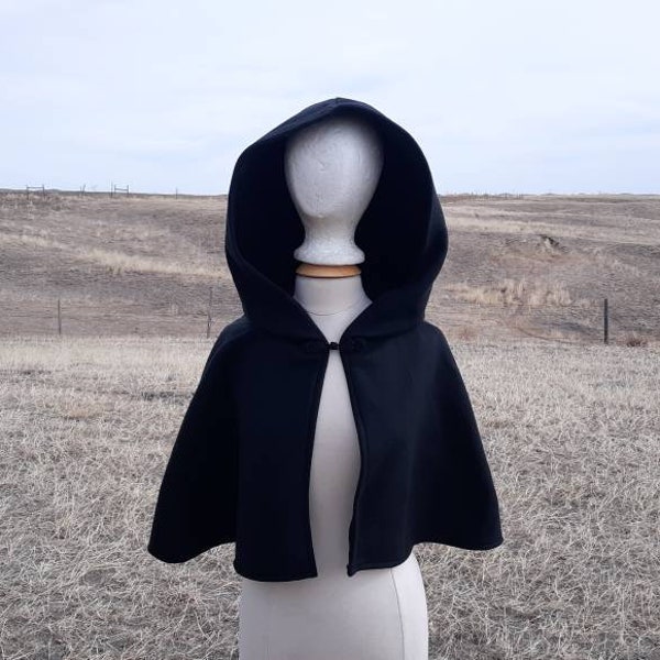 Black Halloween Cape Fleece Capelet Hooded Cloak Adult Clothing Shrug Halloween Costume Cowl Halloween Gift