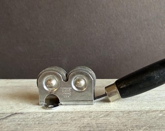 Vintage Blade Sharpener - Ekco Chromium Plated for Shears, Scissors, Knife - Wooden Handle
