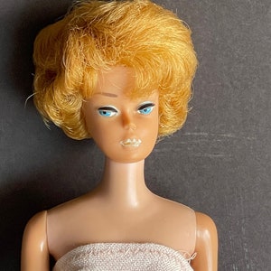 Vintage 1962 Bubble Cut Barbie Madge Doll White Lipstick