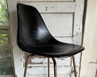 Vintage Fiberglass Shell Chair - As Is - Unmarked X Base