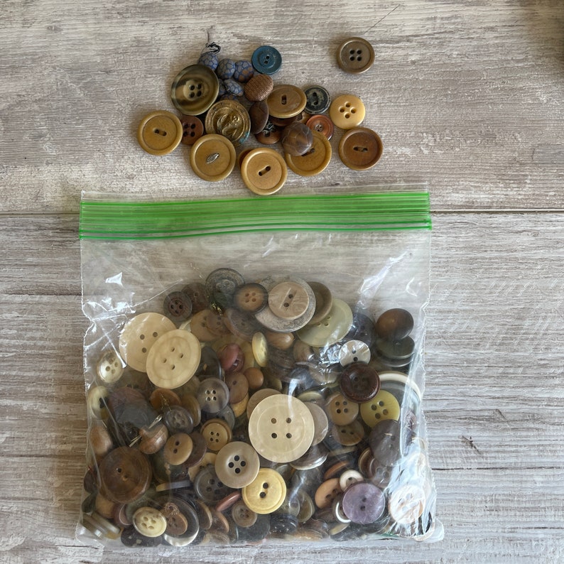 Vintage Buttons Destash White, Brown, Blue and Black, Multi color Crafters Lot Vintage and New image 6