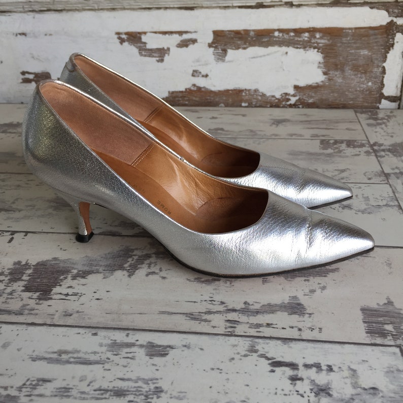 silver kitten pumps