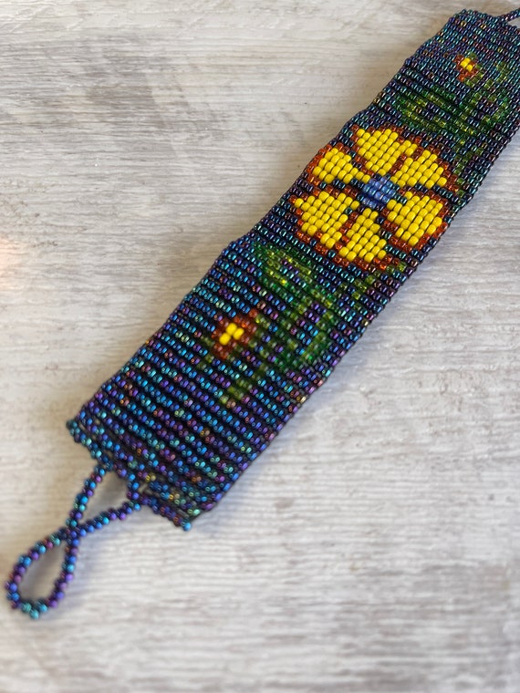 Vintage Beaded Bracelet - Native American Souveni… - image 9