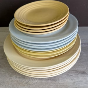 Vintage Bauer Pottery Plates La Linda Salad Plates - Matte 1940s Excellent