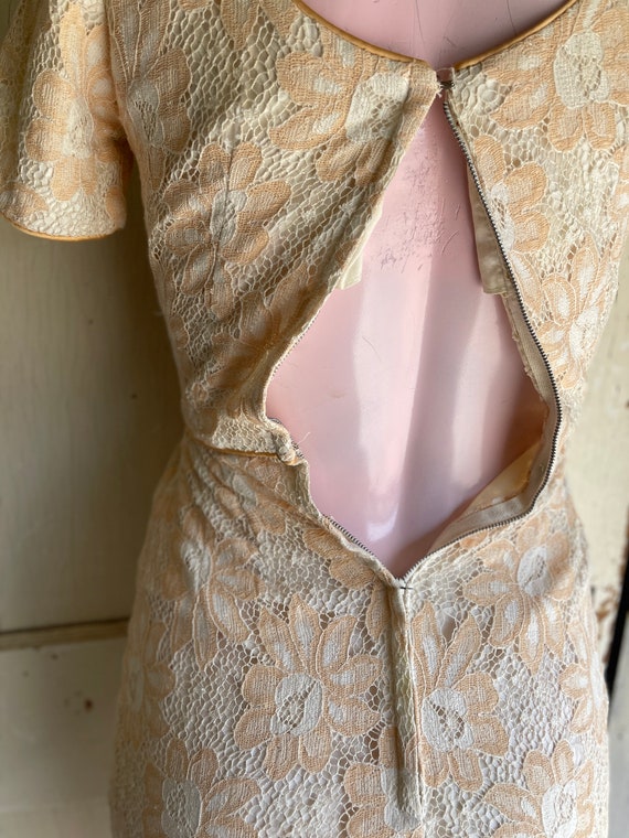 Vintage 1960s Sheath Dress - Lace Wiggle Dress - … - image 5