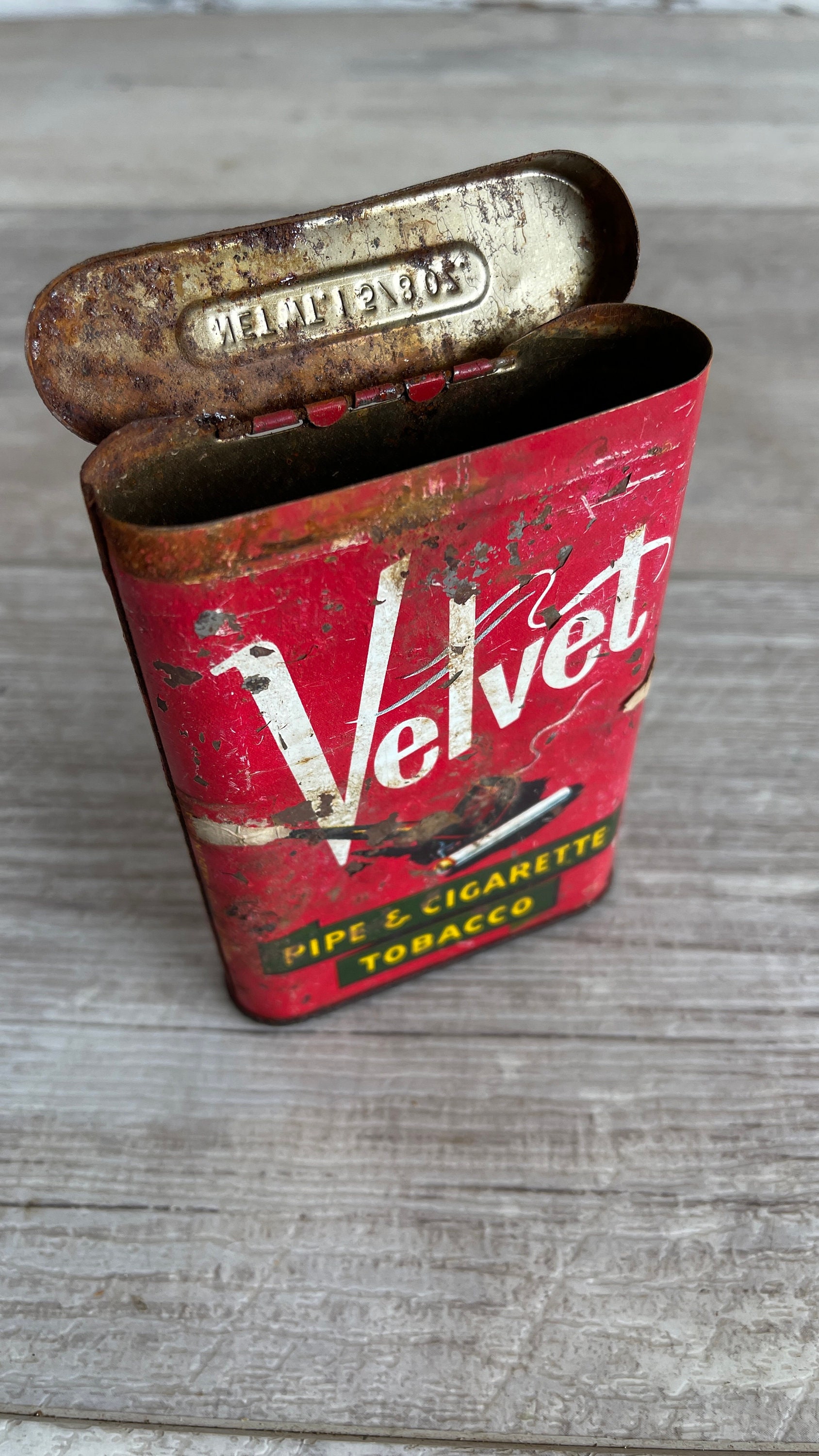 Vintage Velvet Tobacco Tin -pipe/cigar Vintage Velvet Tobacco Tin -pipe/cigar