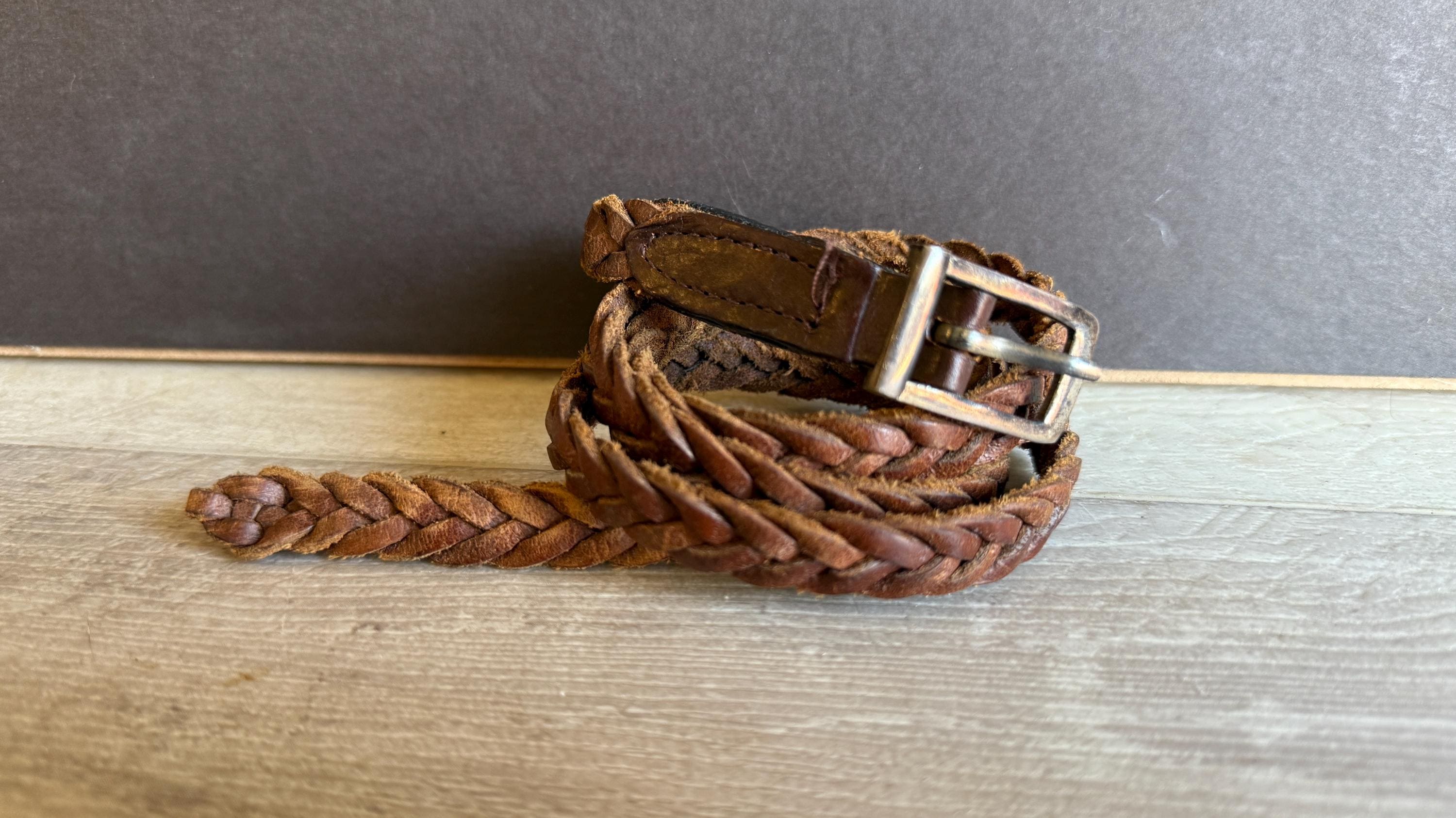 Vintage woven leather belt Onesize vintage 70s braided leather belt – 86 Vintage main image 3