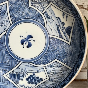 Vintage Hand-Painted Asian Bowl: Blue and White Chinoiserie Porcelain