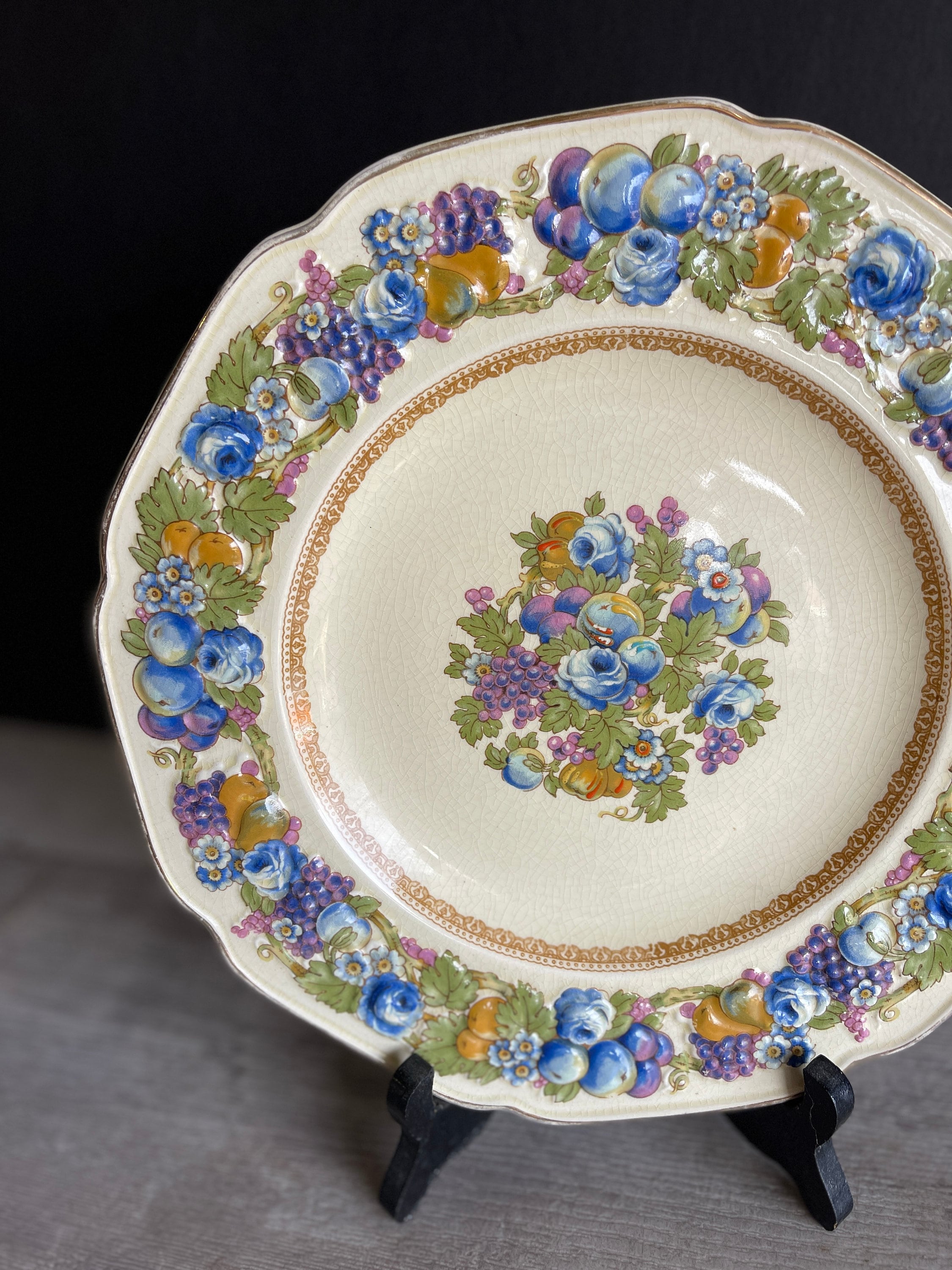 Vintage Crown Ducal Florentine Plate - Polychrome Dinner Plate