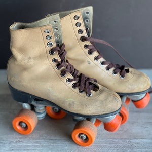 Vintage Brown Leather Roller Skates Women's size 8  - c. 1960s Rentals