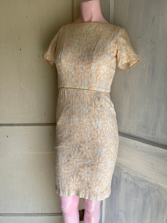 Vintage 1960s Sheath Dress - Lace Wiggle Dress - … - image 1