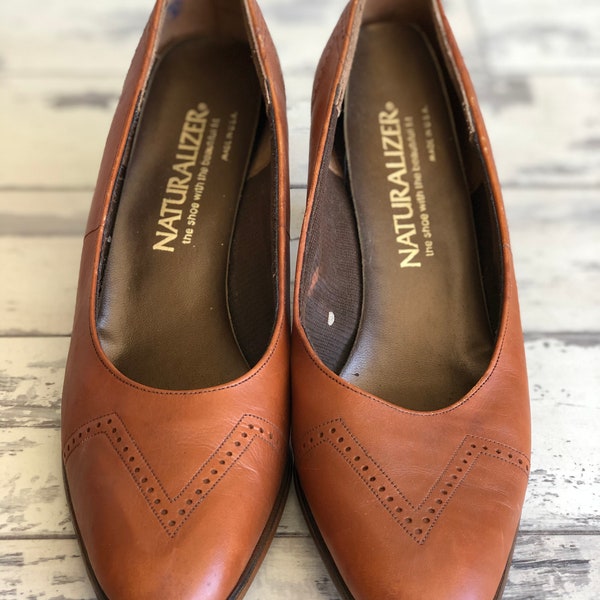 naturalizer spectator pumps