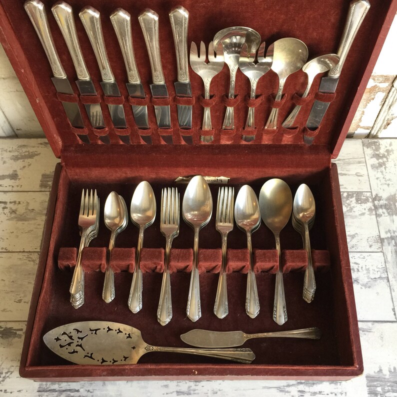 Malibu Flatware In Box Set Plus Vintage Wm A Rogers 1940s Silverware Silverplate