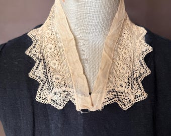 Antique Collar -Irish Crochet Net Lace - Ecru Edwardian Detachable Band Collar