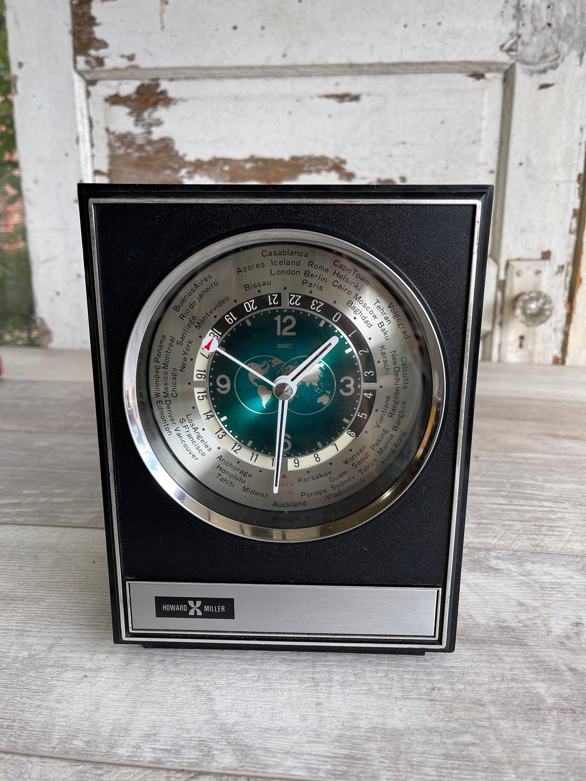 Vintage Howard Miller World Time Clock 1960s Super Cool Time Etsy