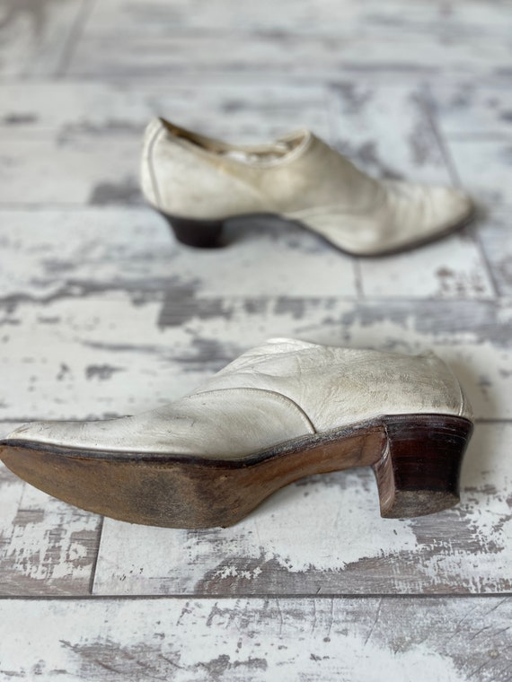 Antique Shoes - Kid Leather Wedding Kitten Heels … - image 7