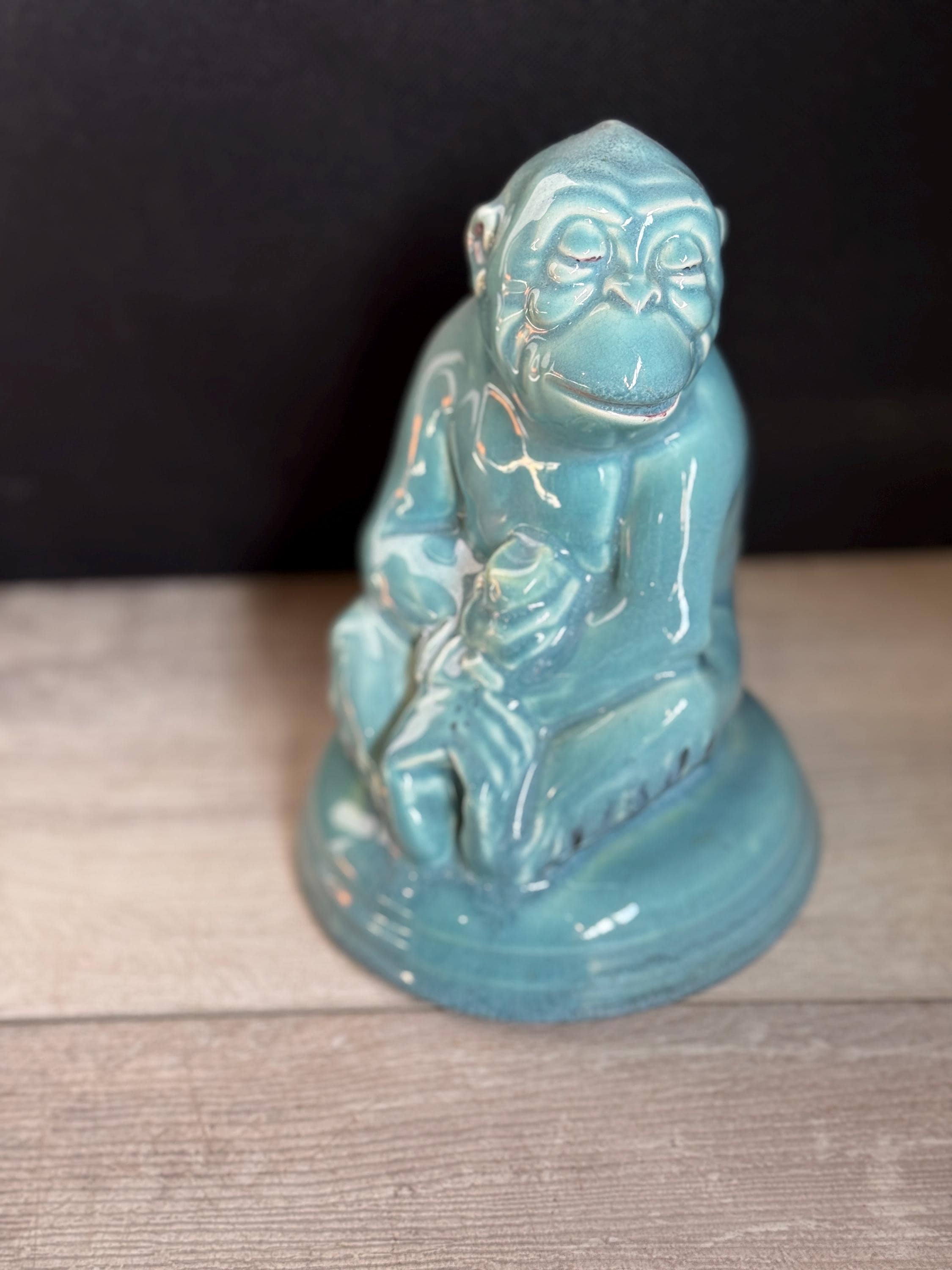 beswick theminstrel 陶器 Vintage Blue Pottery Statue Beswick Pottery Chimpanzee Monkey #397