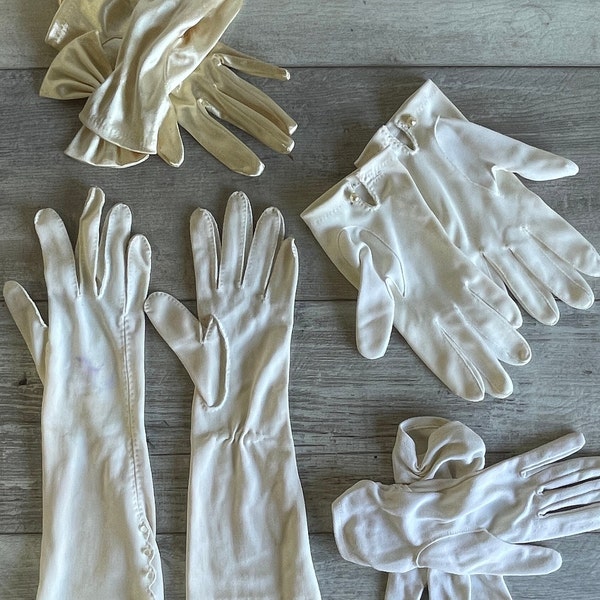 Vintage Gloves - Choice - 4 pair -Wrist Length Ruched and Wrist - White - Ivory -Nylon - Size 7