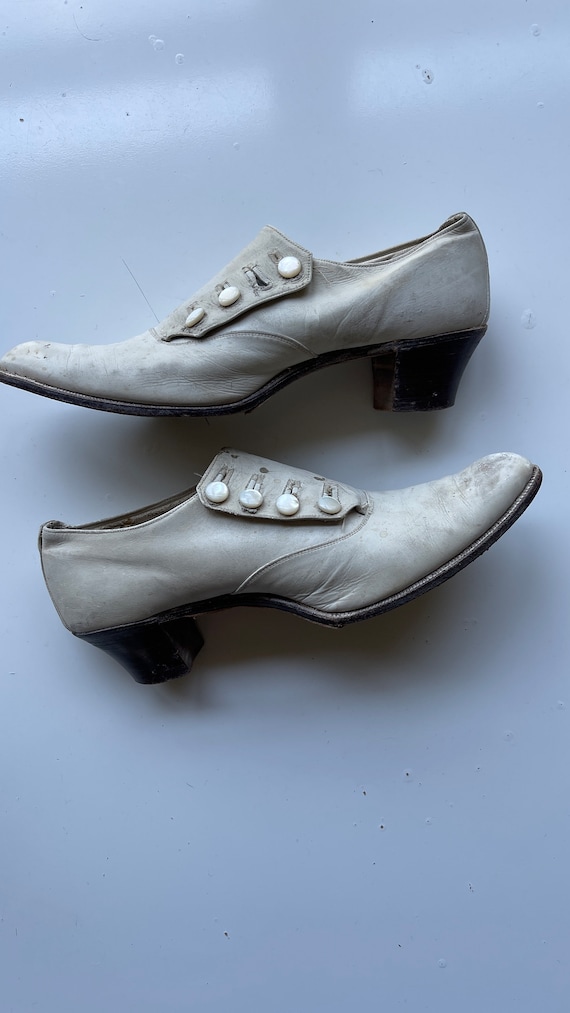 Antique Shoes - Kid Leather Wedding Kitten Heels … - image 4