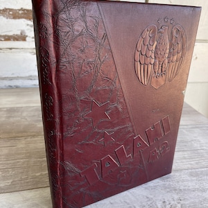 Vintage 1940s Yearbook - St. Cloud Teacher&#39;s College, Minnesota &quot;TaLahi&quot; 1942