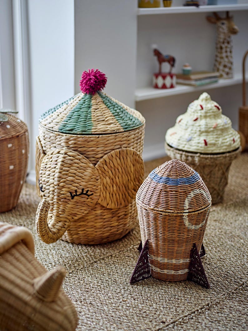Circus Elephant Water Hyacinth Storage Basket, Animal Decoration, Cute ...