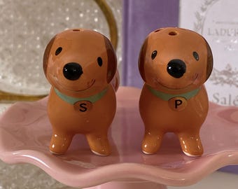 Dackel Salz Pfefferstreuer Set, Kinder, Kleinkind Geschirr, Küchengeschirr Kinder Essen, Tier, spielerisch, Spaß, Dackel-Liebhaber-Geschenk