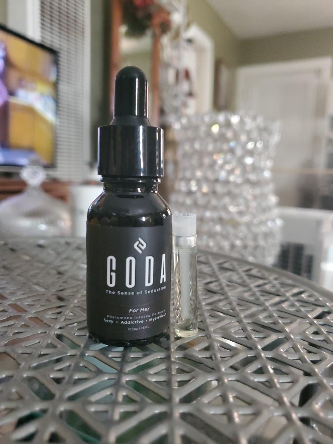 GODA 香水 15 ミリリットル真新しい GODA フェロモン香水長持ちする花