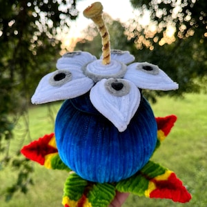 Handmade Pipecleaner Fanart inspired by LoZ WW ,WindWaker Bomb Flower Plant Life Size Replica Cosplay Prop