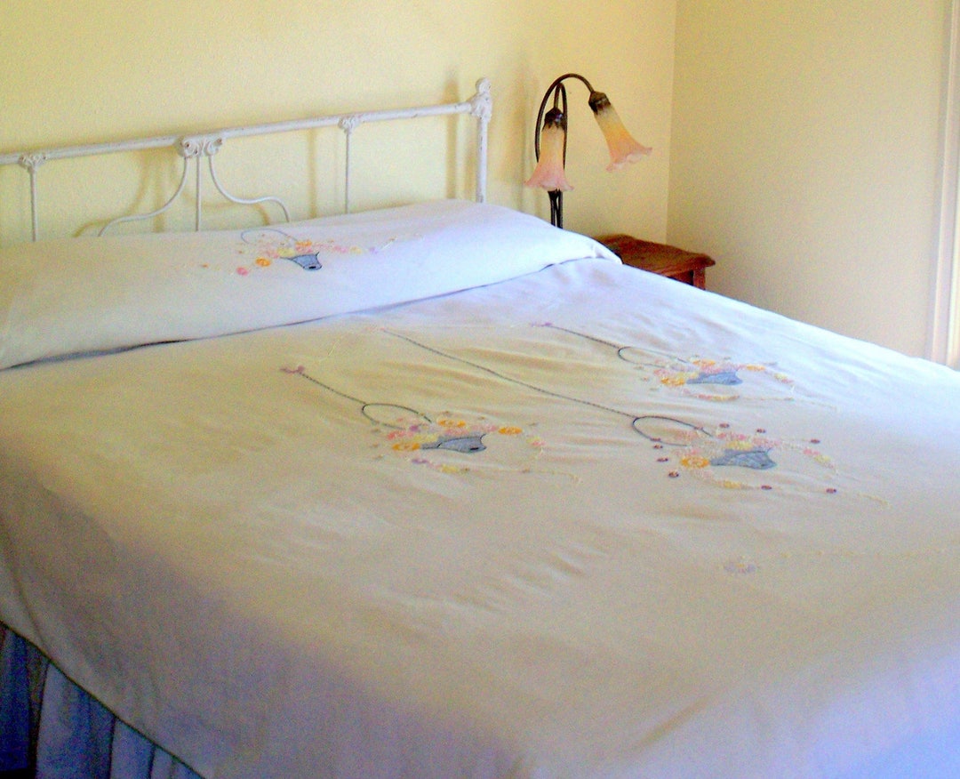 Vintage Embroidered Bedspread Antique Hand Embroidered Coverlet Etsy