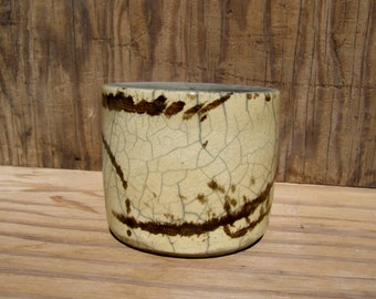 Pequeña maceta de cerámica Raku hecha a mano con orificio de drenaje 3 1/2 x 3 pulgadas 50 -015