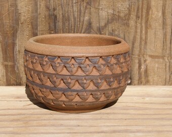 Small Handmade Planter With Drainage Hole  4  x 3  inches   27-016