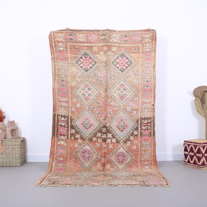 Peach Vintage Boujaad Rug 4.4 x 8.5 FT - Moroccan rug - Vintage moroccan rug - Moroccan Home Decor - Berber rug handmade - Old moroccan rug