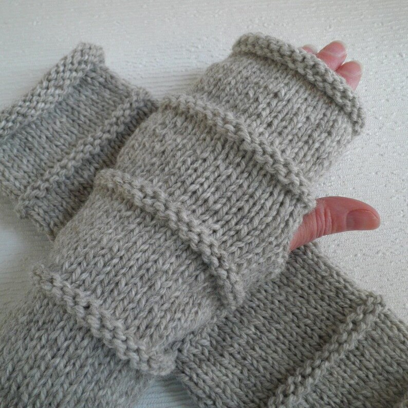 KNITTING PATTERN/ OSLO/ Fingerless Gloves for Men/Boys Quick Knit Gloves/Mens Glove Pattern/Mens Knitting Patterns/Simple ModernGloveEasy image 3