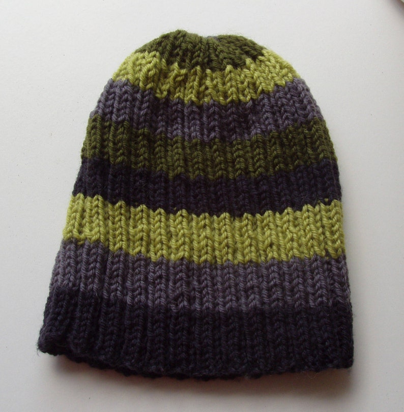 Tricoter modèle Mens côtes rayé Bonnet en tricot bonnet tricot plat, chapeau dhiver en laine motif/cadeau pour lui cadeau pour le mari père FINN image 9