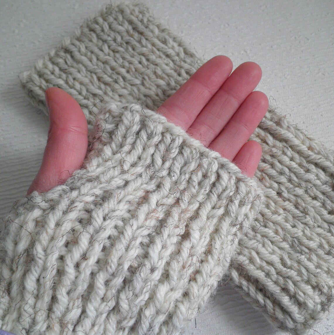 Mens Fingerless Gloves KNITTING PATTERN Chunky Yarn Gift for Etsy