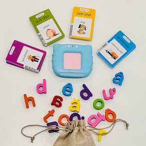 Vietnamese Learning Bundle: Flashcard Reader + Magnetic Alphabet
