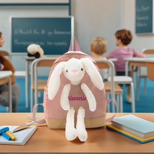 Personalisierter Kleinkindrucksack mit Namen, individuell gestickter Namensrucksack, Kaninchen-Puppenzubehör Schultasche, Schulgeschenk für Kinder