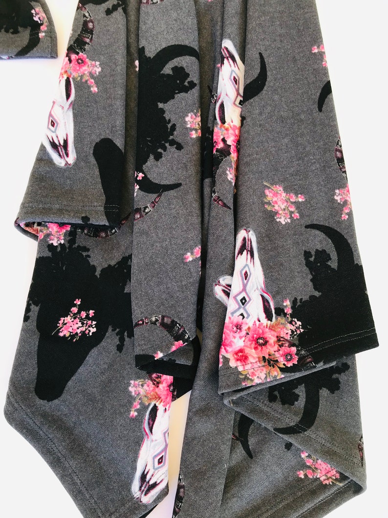 BOHO BABY NURSERY Baby Swaddles Baby Nursery must have Gorgeous gray and pink floral steer Newborn photography gift Soft jersey fabric