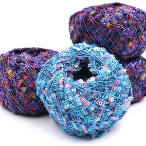 Trendsetter Flora Metallic Glitter Yarn, Flag Butterfly Texture, Viscose Nylon Novelty (90 yards)
