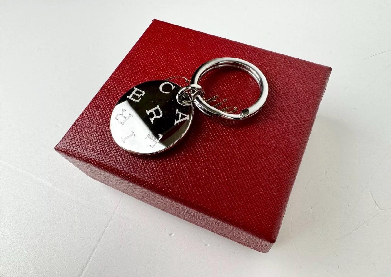 Cartier シルバー ロゴ型キーホルダー 専用ボックス付き Cartier NOS Metal Box Keychain - Etsy