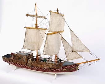 Historisch zeilschipmodel Carolina, Koning Ludwig ter decoratie voor uw huis, voor uw woonkamer, studeerkamer of voor op kantoor