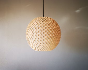 Large modern wooden pendant light, sustainable hanging light, warm ceiling lamp for living room or dining room, boho lampshade natural for stairwell