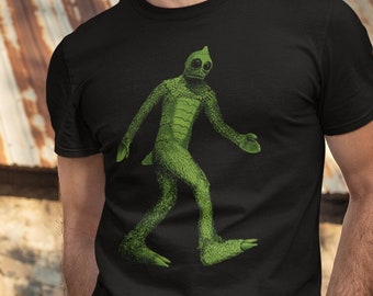 Land of The Lost Shirt Sleestak Tee Shirts Sleestaks Tshirt Retro Cool Bigfoot Pose T-Shirt Sci Fi Tees Alien Saturday Morning Sasquatch