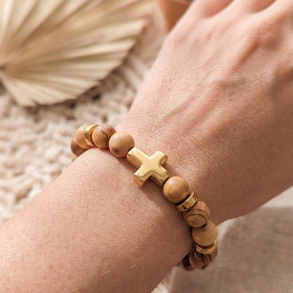 Auténtica pulsera cristiana de madera de olivo de Jerusalén, color oro.