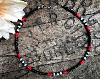 15" Aces High Native American Western Seed Bead Choker Necklace Red Black White