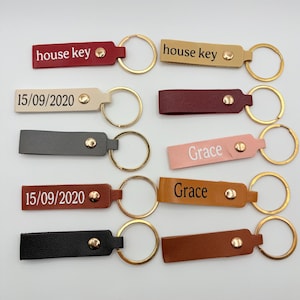 Personalized Keychain | Custom Name Keyring | Key Tag with Gold Ring | 7cm – Choice of Colour and Text