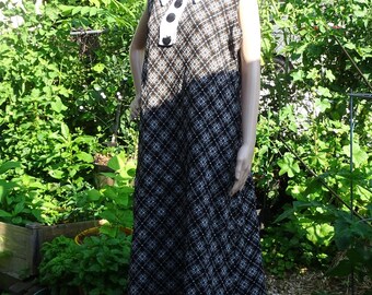 True Vintage 70s Plaid Dress XL 16 18 Dark Academia White Contrast Collar