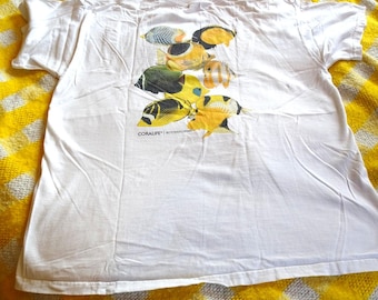 Vintage Coralife Butterfly Fish Graphic Tee, 90s Fruit of the Loom Heavy Cotton Marine Aquarium T-Shirt, Distressed Beige Off White Size XL