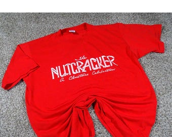 Vintage 80s The Nutcracker Ballet T-Shirt L Jerzees Russell Made in USA Christmas Celebration Graphic Tee Red Holiday Ballet Single Stitch