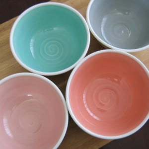 Mismatched soup or cereal bowls, Set of 4 pottery bowls, Mid century modern colorway, Stoneware ceramic ice cream, Pink, Gray, Foodie gift